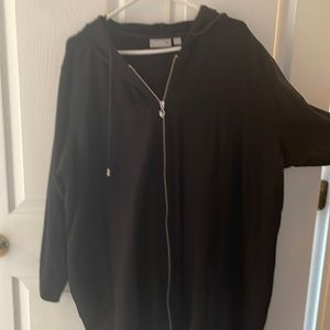hooded savvy sweatshirt. Great condition. No stains. Color is black